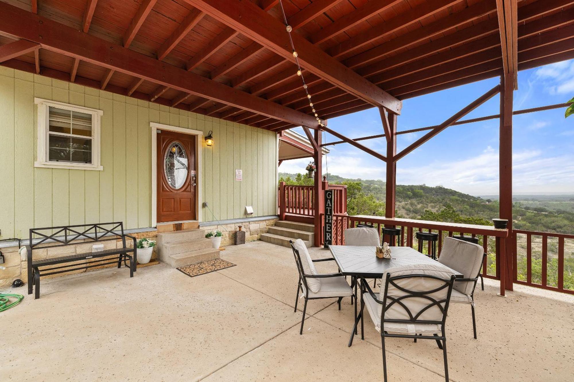 Entire 2Br 2Ba Hilltop View Home Sleeps 7 Pets 4 Acres Jacuzzi Central Ac Kingbeds Free Wifi-Parking Kitchen Washerdryer Starry Terrace Two Sunset Dining Patios Grill Stovetop Oven Fridge Onsitewoodedhiking Wildlife Coveredpatio4Pets & Birds Singing! Marble Falls Exteriör bild