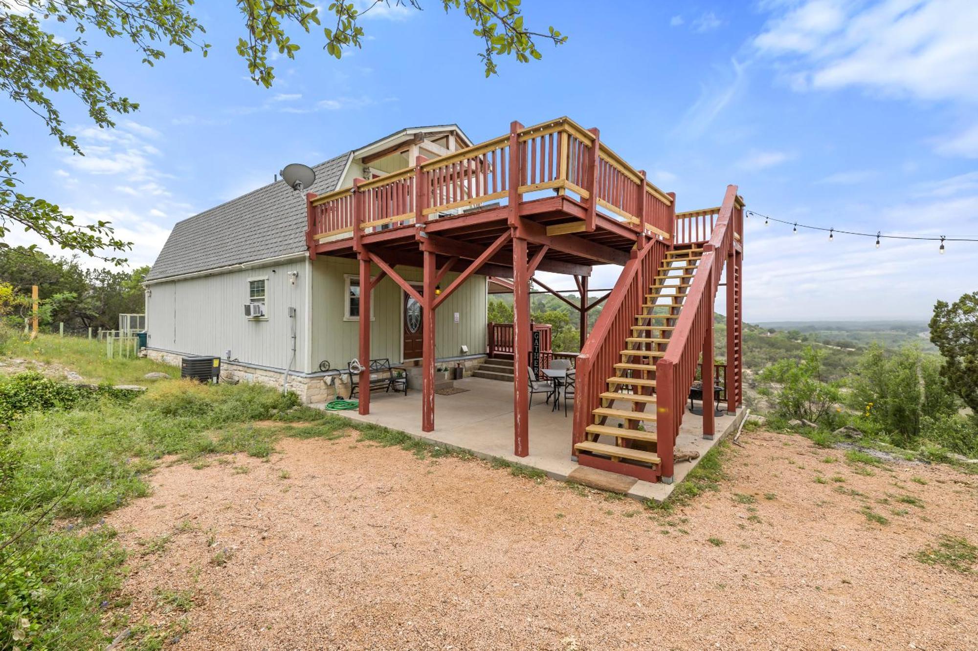 Entire 2Br 2Ba Hilltop View Home Sleeps 7 Pets 4 Acres Jacuzzi Central Ac Kingbeds Free Wifi-Parking Kitchen Washerdryer Starry Terrace Two Sunset Dining Patios Grill Stovetop Oven Fridge Onsitewoodedhiking Wildlife Coveredpatio4Pets & Birds Singing! Marble Falls Exteriör bild